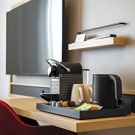 호텔 Intercityhotel 4*