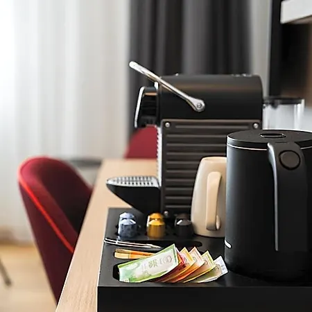 Intercityhotel 호텔