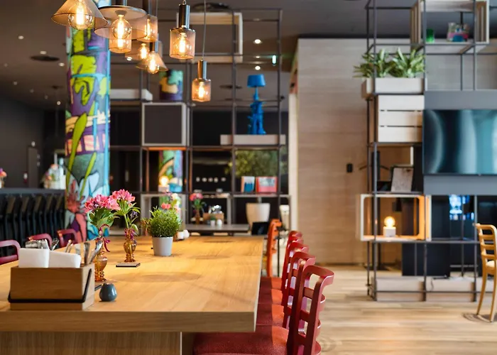 Hotel Intercityhotel 4*