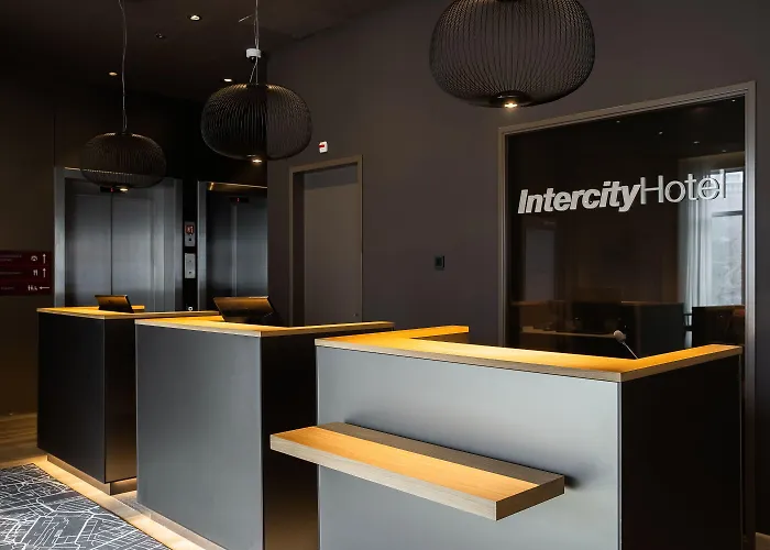 Intercityhotel 4*